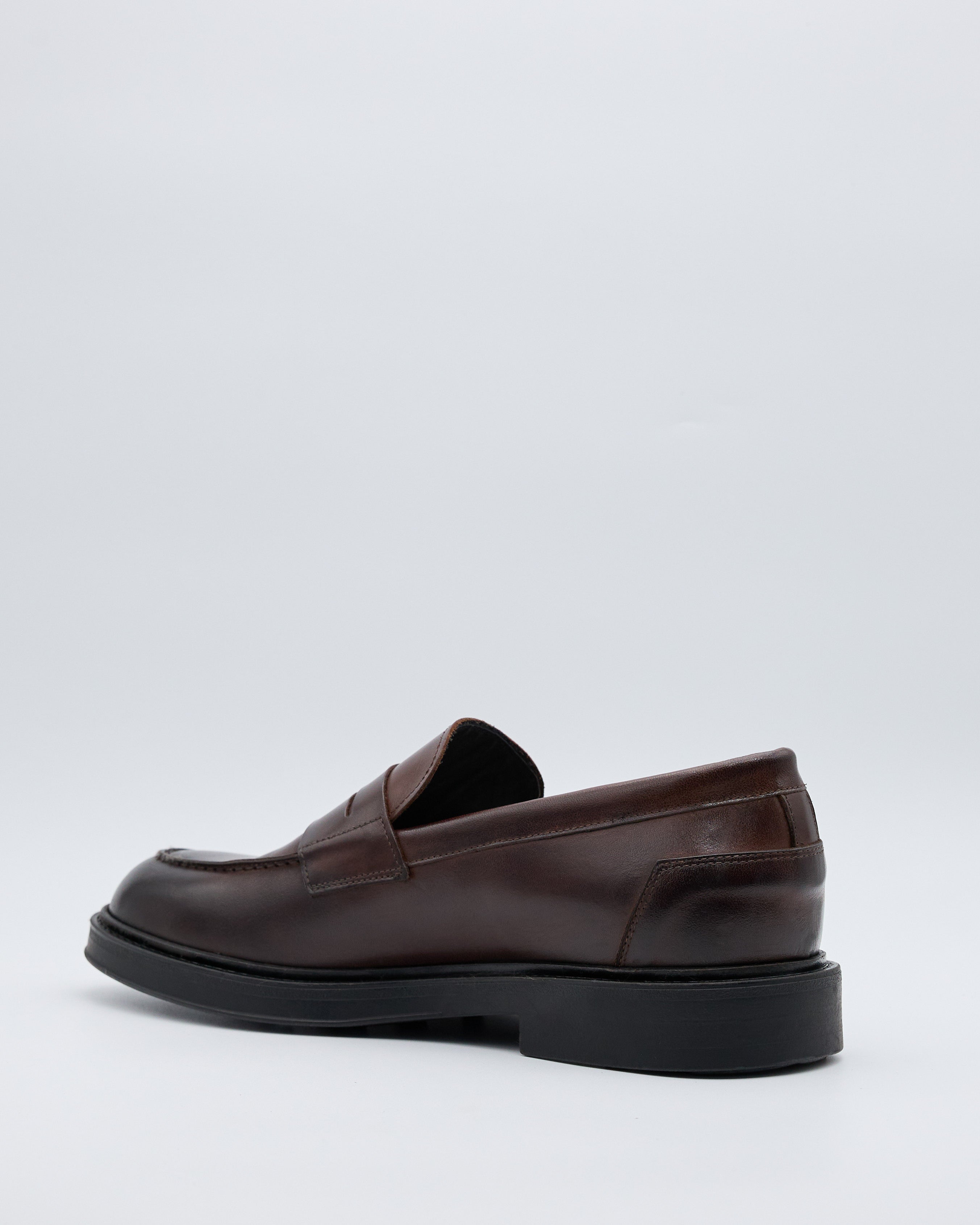 Mocassino in Pelle Marrone con Mascherina