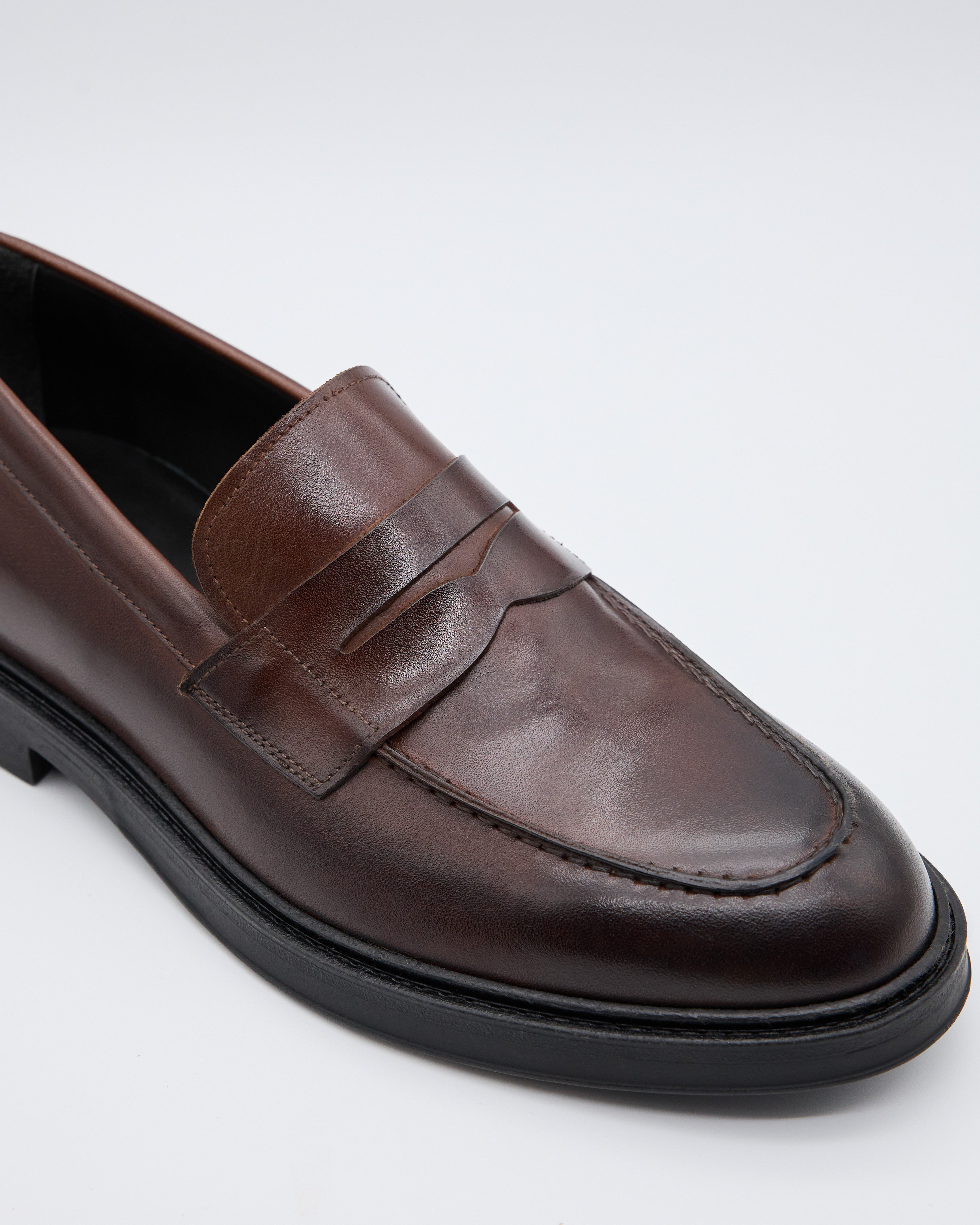 Mocassino in Pelle Marrone con Mascherina